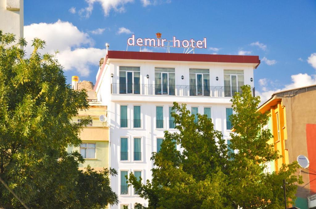 Royal Demir Hotel Tunceli ภายนอก รูปภาพ